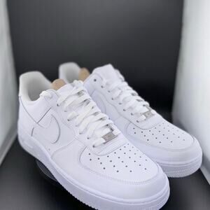 Nike Air Force 1 Low '07 White SIZE11.5